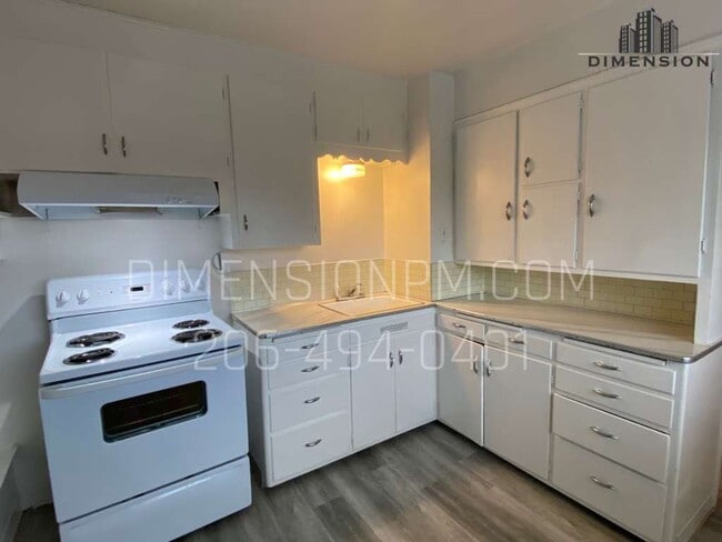 Photo - Spacious Two-Bedroom Apartment in the Hear... Unidad 1301