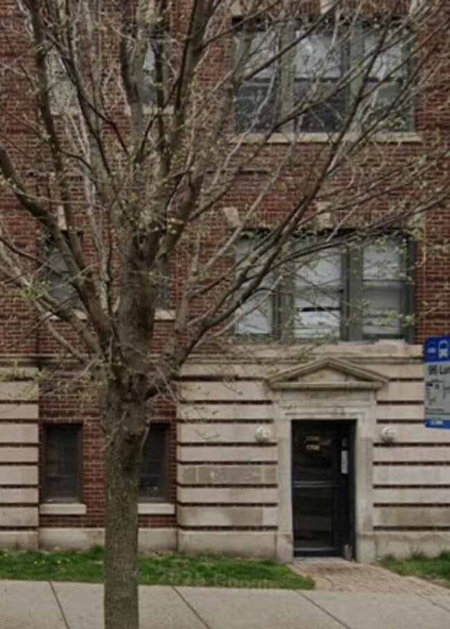 Building Photo - 1708 W Lunt Ave Unit 3 Rental