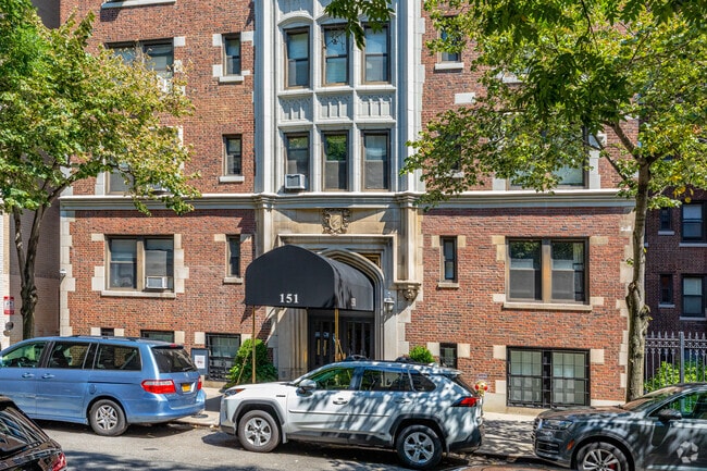 Photo - 151 E 83rd St