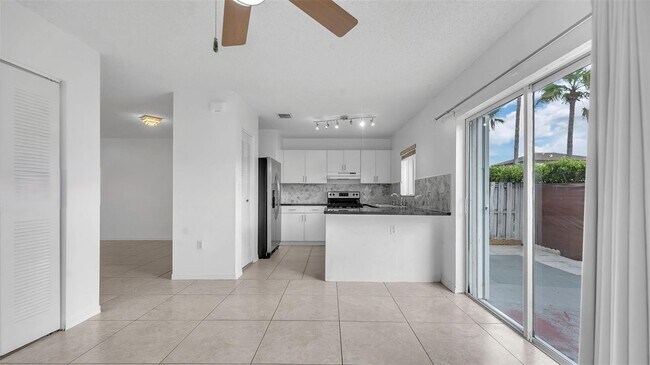 Photo - 18713 NW 84th Psge