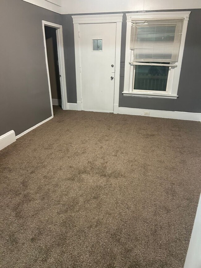 Photo - Collinwood area Single Home