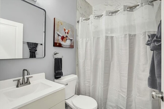 Photo - 1137 W 21st St Unit 1