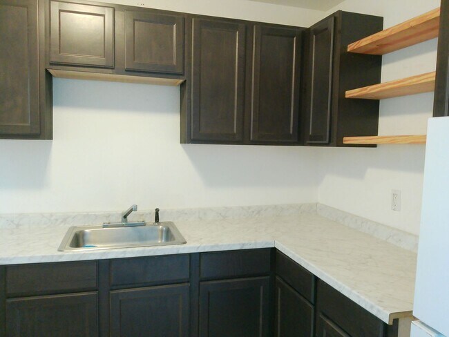 Photo - 829 Indiana Ave