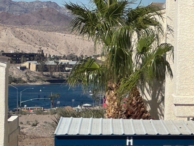 Photo - 1BR 1BA Winter Vacation Rental with River Views-RIVERVIEW BLUFFS Unit 12B