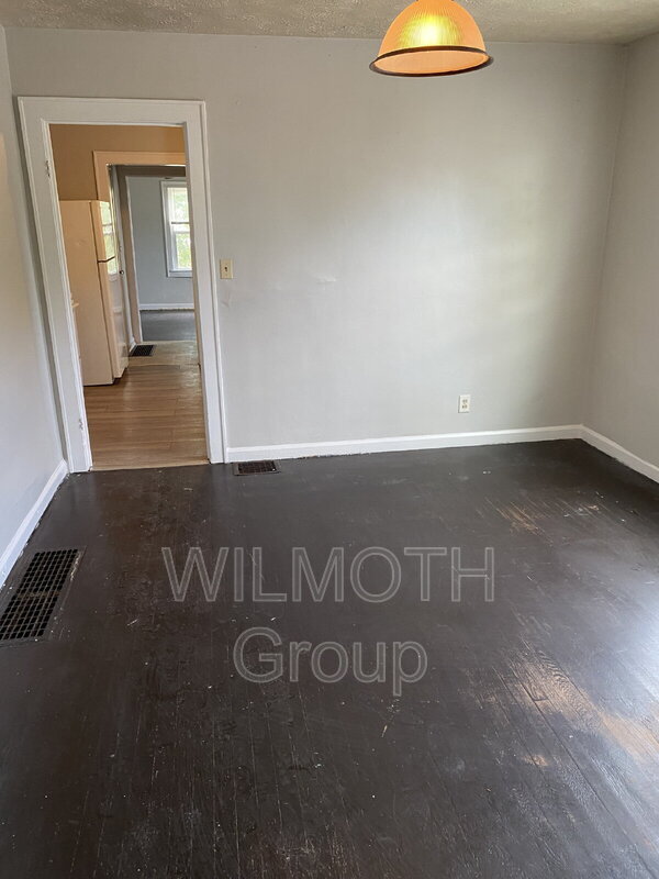 Photo - 856 N Bradley Ave