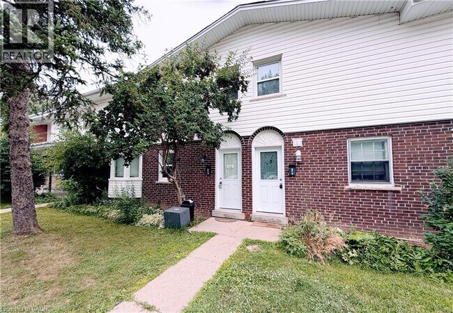 Photo - 276 Westcourt Pl