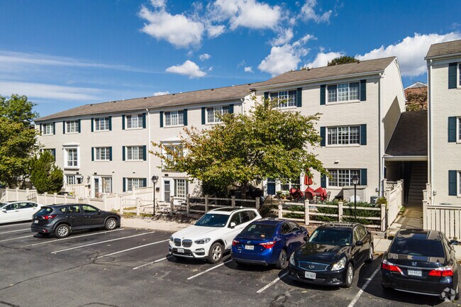 Photo - Parkside at Alexandria