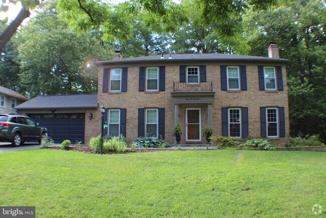 Building Photo - 2223 Abbotsford Dr Rental