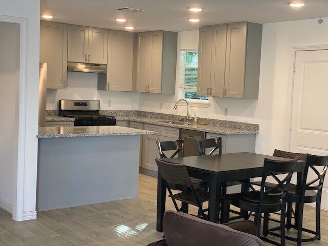 Photo - 8119 Glenbrook Dr