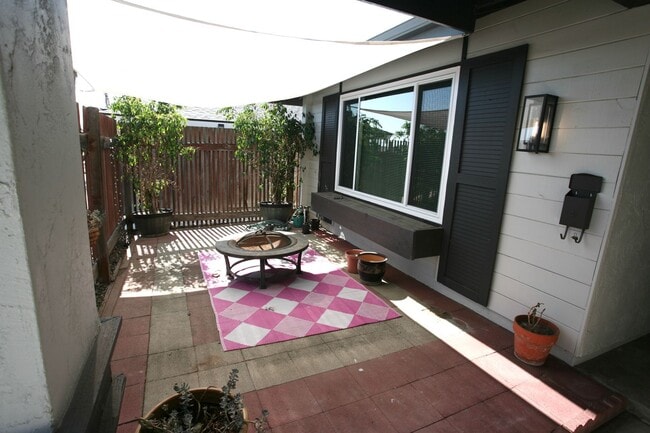 Photo - 3br, 2ba in a Great Family Neighborhood Av...