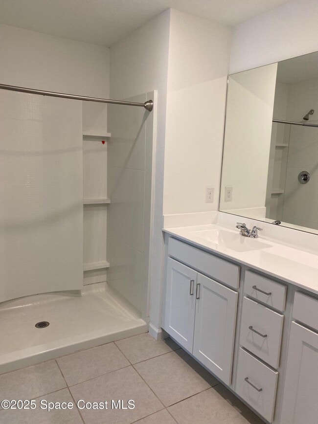 Photo - 836 Dockside Dr SW