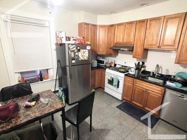 Photo - Really Nice 4 bed 2 bath in Fort Hill....
