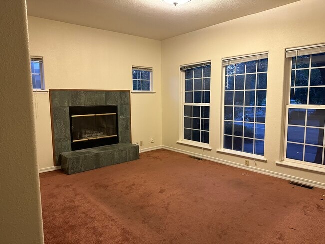 Living room - 551 59th St Unit #B