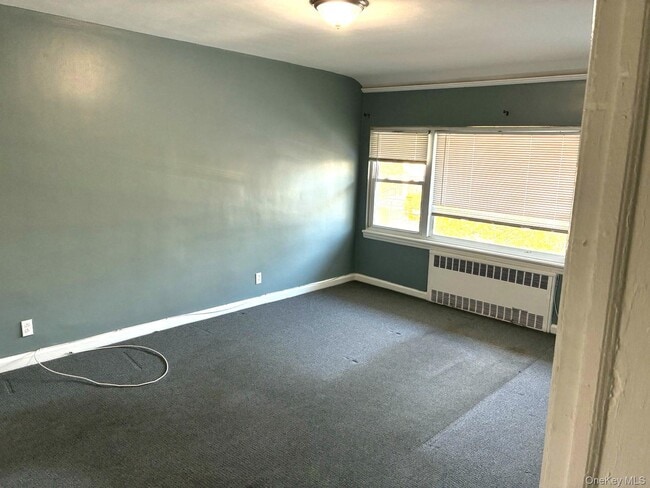 Photo - 137-24 228th St