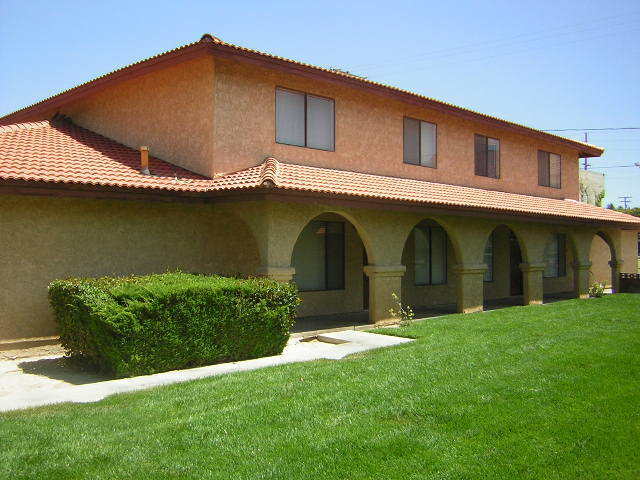 1710 WEST AVENUE J-15