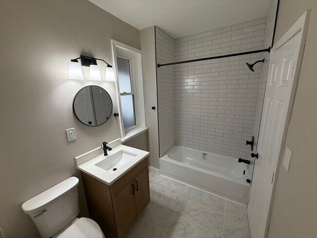 Photo - 149 S Washtenaw Ave. Casa