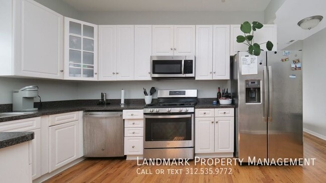 Photo - 4537 S King Dr Unit 3