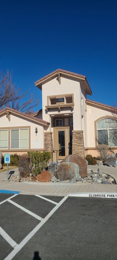 Photo - Amazing Wingfield Condo!