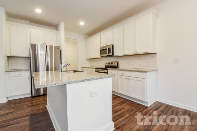 Photo - 2070 Rosemary Park Ln