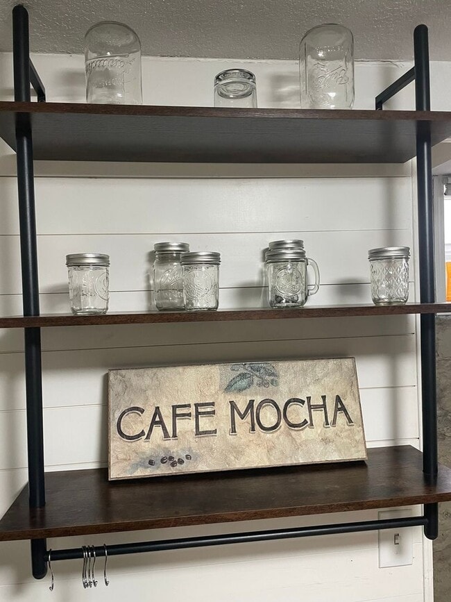 Photo - 1821 6th Ave