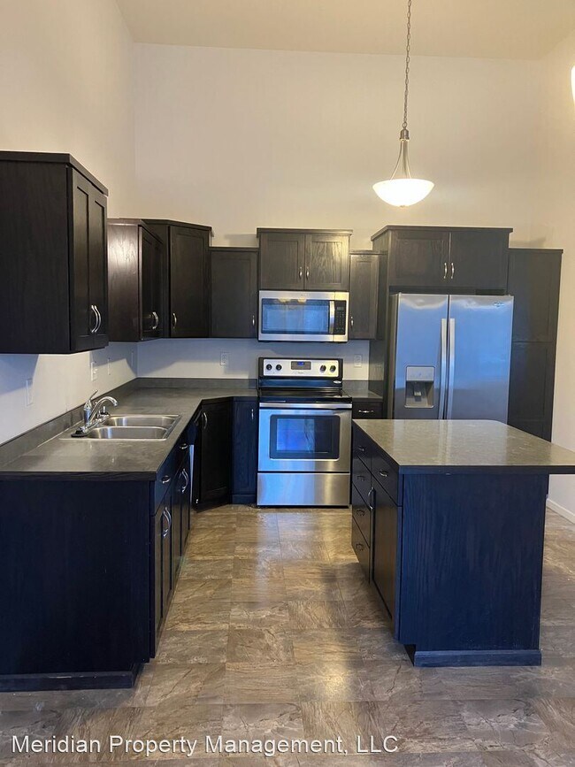 Photo - 3 br, 3 bath House - 2262 35th St Circle S