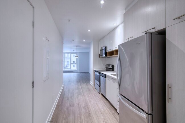 Photo - 9675 Av. Papineau Unité 211