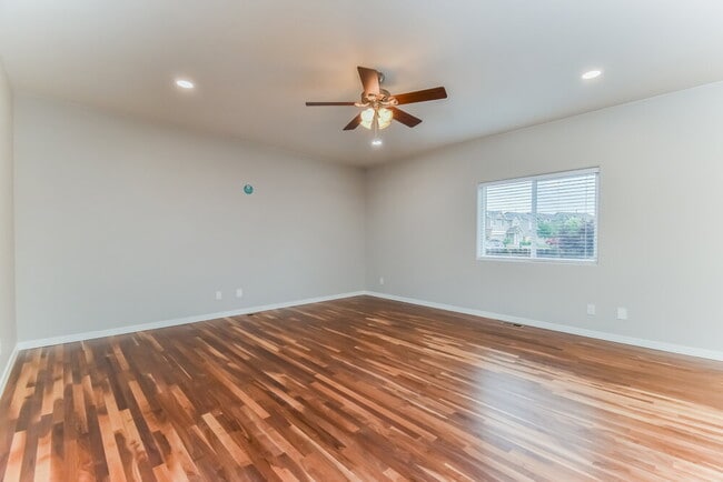 Photo - 7306 Running Deer Way