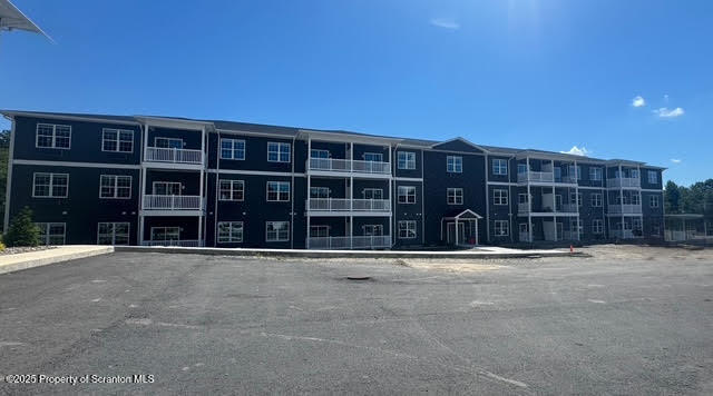 Photo - 397 Circle Drive