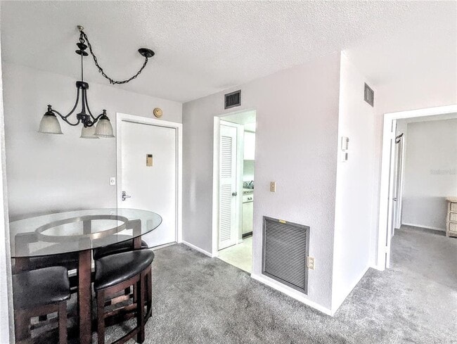 Photo - 4950 Todd St