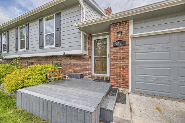 "Immediate Availability! Charming 4-Bed Ho... - "Immediate Availability! Charming 4-Bed Ho... Apartment