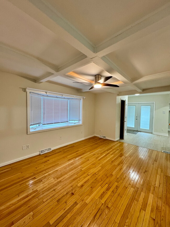 Photo - 620 Kirkwood Ave