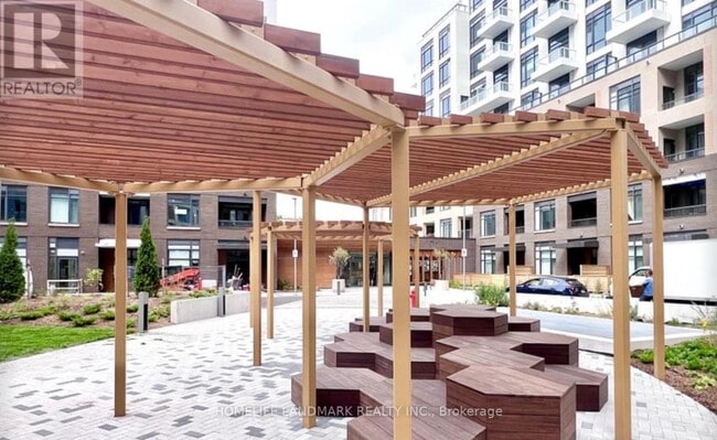 Photo - 8 Beverley Glen Blvd Unit 902