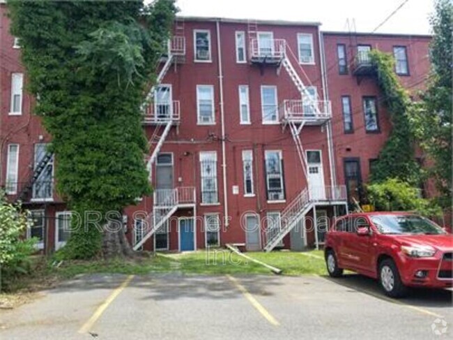 Building Photo - 2106 St Paul St Rental