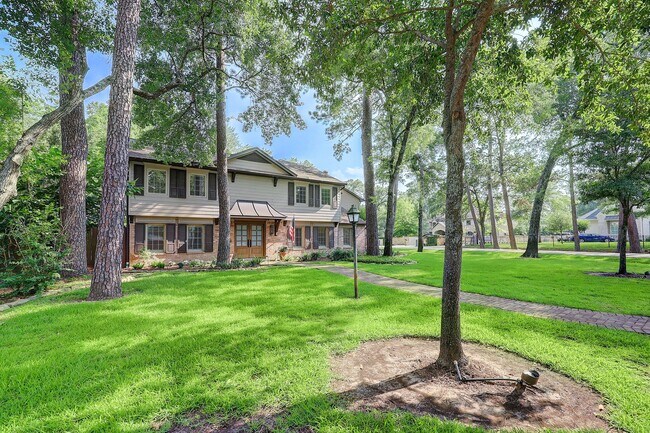 Photo - 14123 Carolcrest Cir