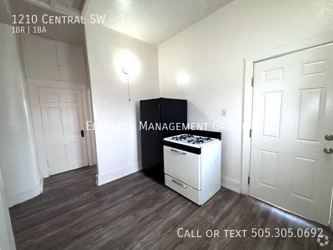 Building Photo - Charming One bedroom Unit 3 Rental