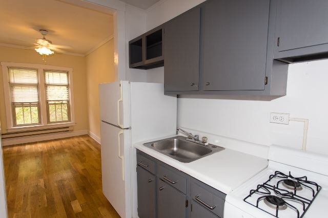 Photo - 631 W Barry Ave Condo Unit S4