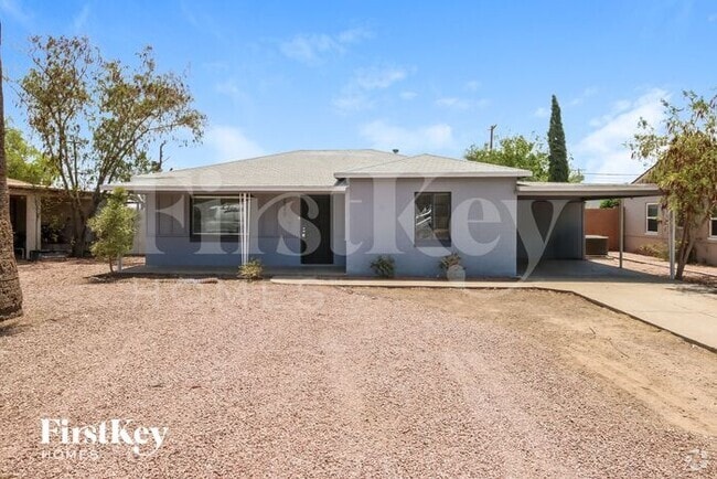 Building Photo - 2417 E Earll Dr Rental