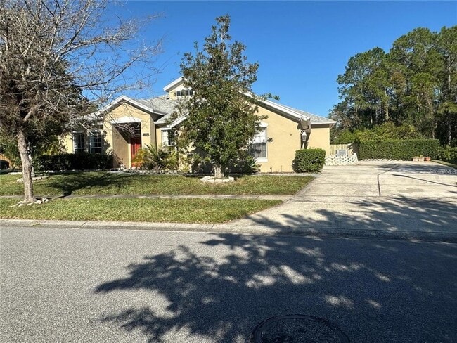 Photo - 908 Spring Island Way