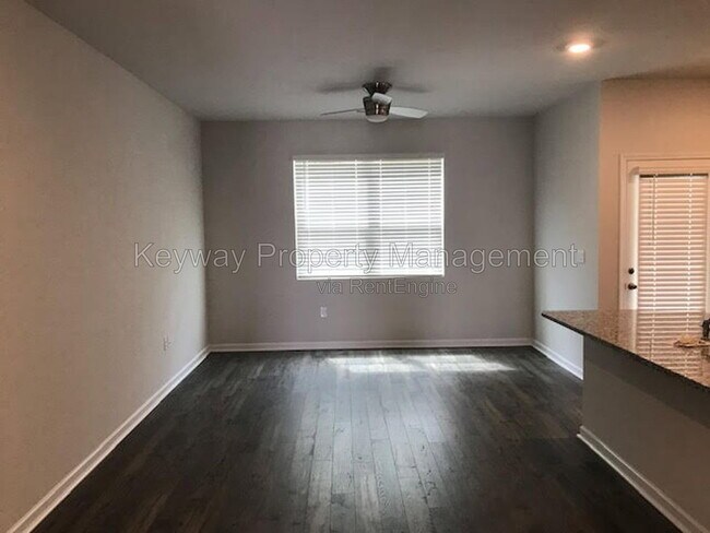 Photo - 3526 Firestone Dr