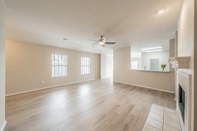 Photo - 629 Chalk Knoll Rd