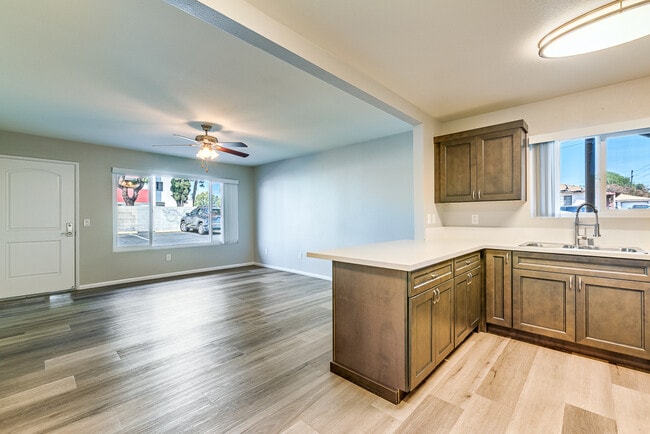 Photo - Woodlawn Gardens Apartments