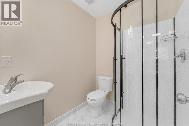 Photo - 1035 California Ave