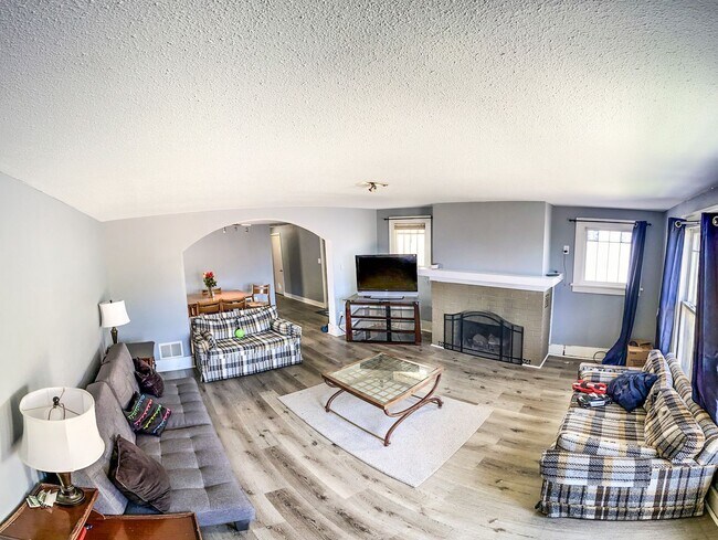 Photo - 417 Madison St Unit 417 lower