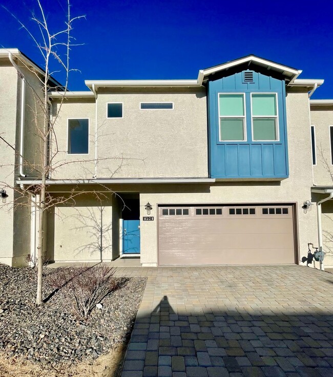 Cute 3 Bedroom Townhome close to UNR - Cute 3 Bedroom Townhome close to UNR