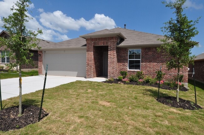 Building Photo - Dont Miss This Beauty In A Quiet Community