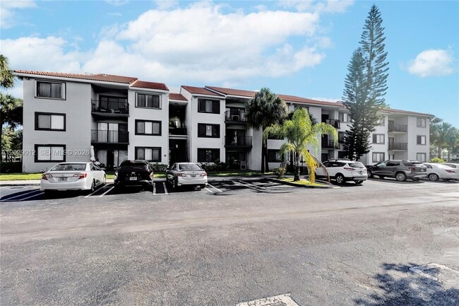 Photo - 9288 W Atlantic Blvd Unidad 1125