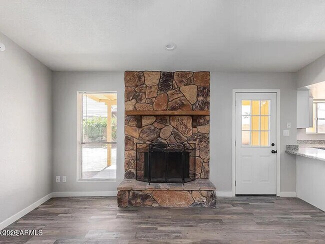 Photo - 2059 E Adobe St