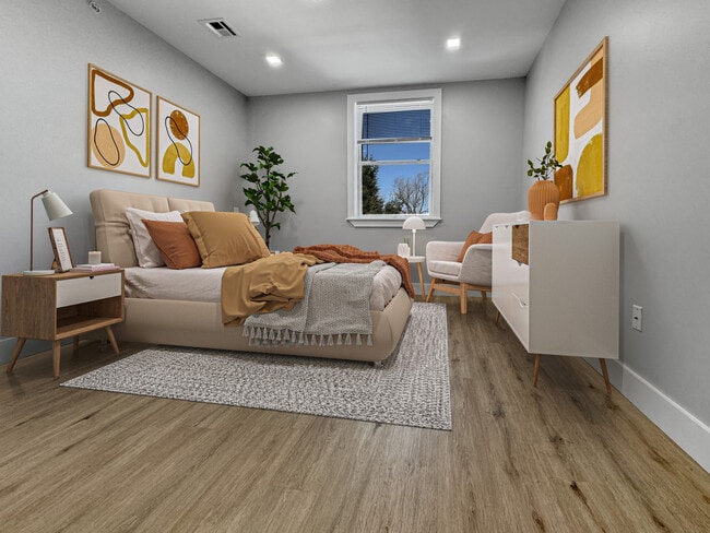 Photo - 205 Mt Vernon