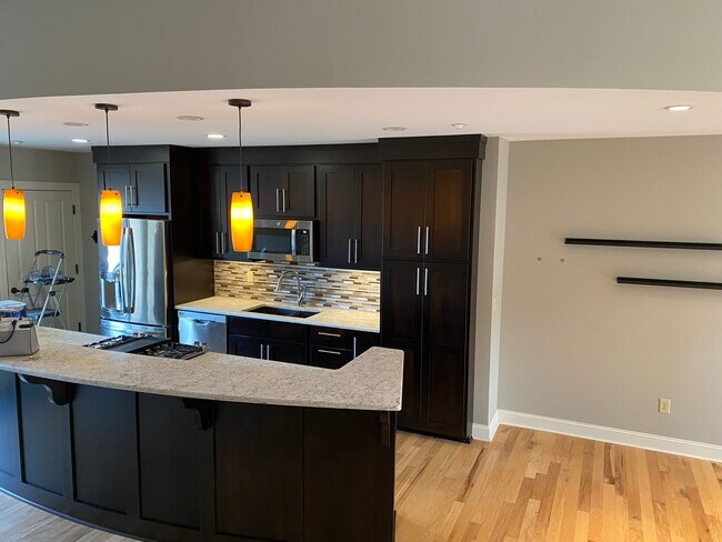 Photo - 111 N Walnut St Unit 111