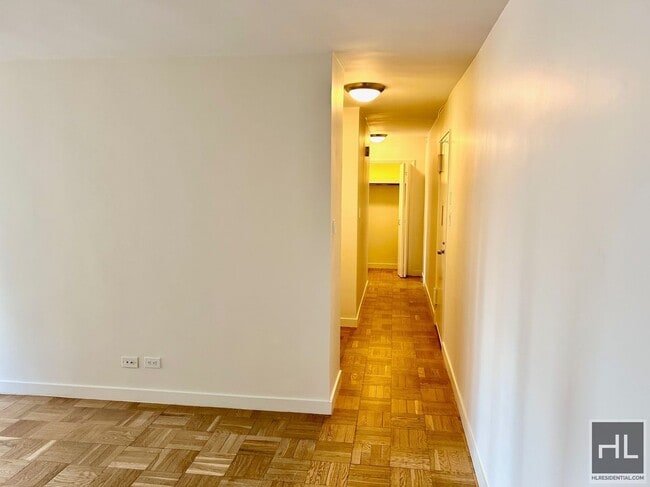 Photo - East 79th Street Unit 11F